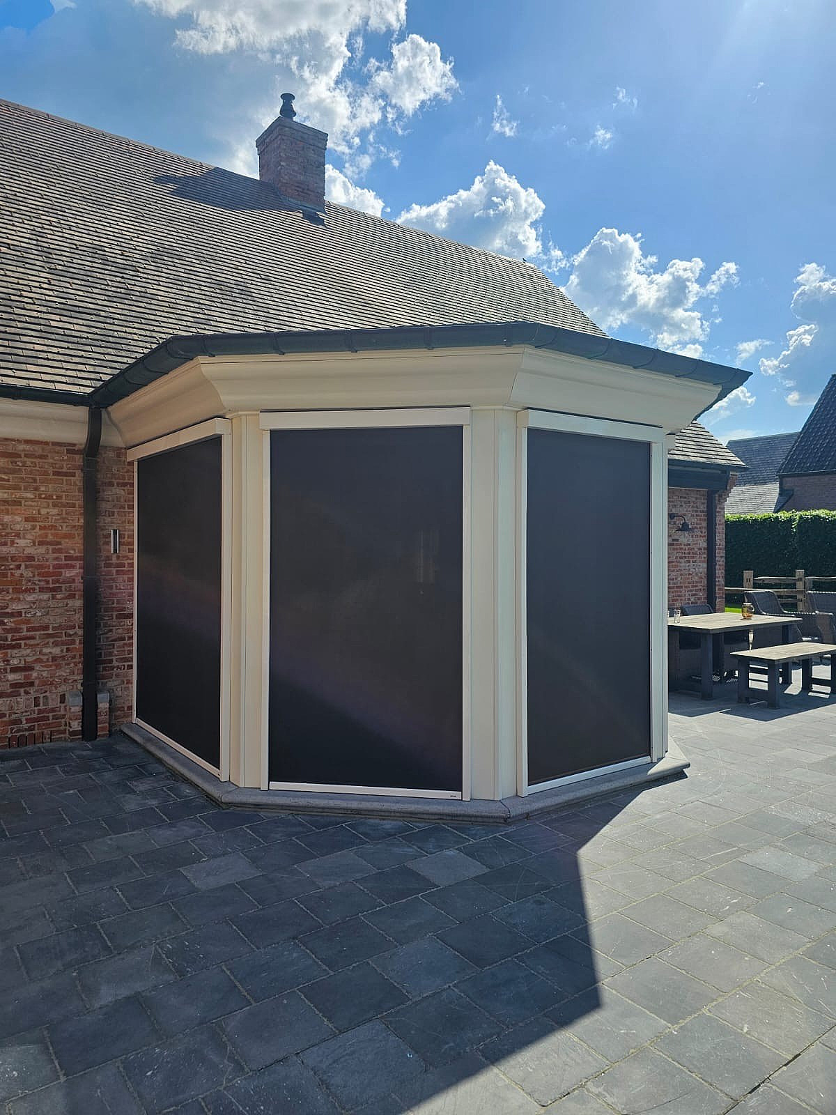 Zipscreen