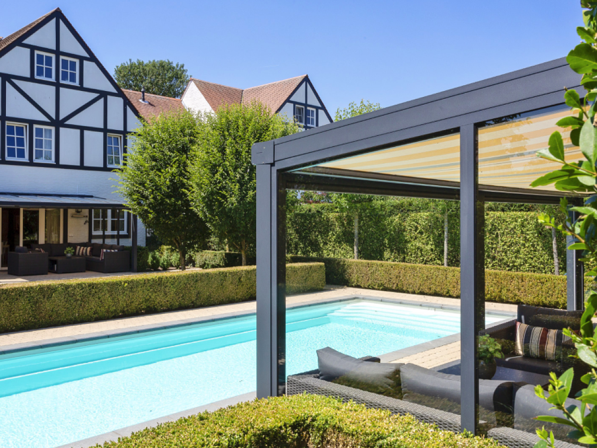 V910 Garda terrasoverkapping terras zonlicht - extra leefruimte