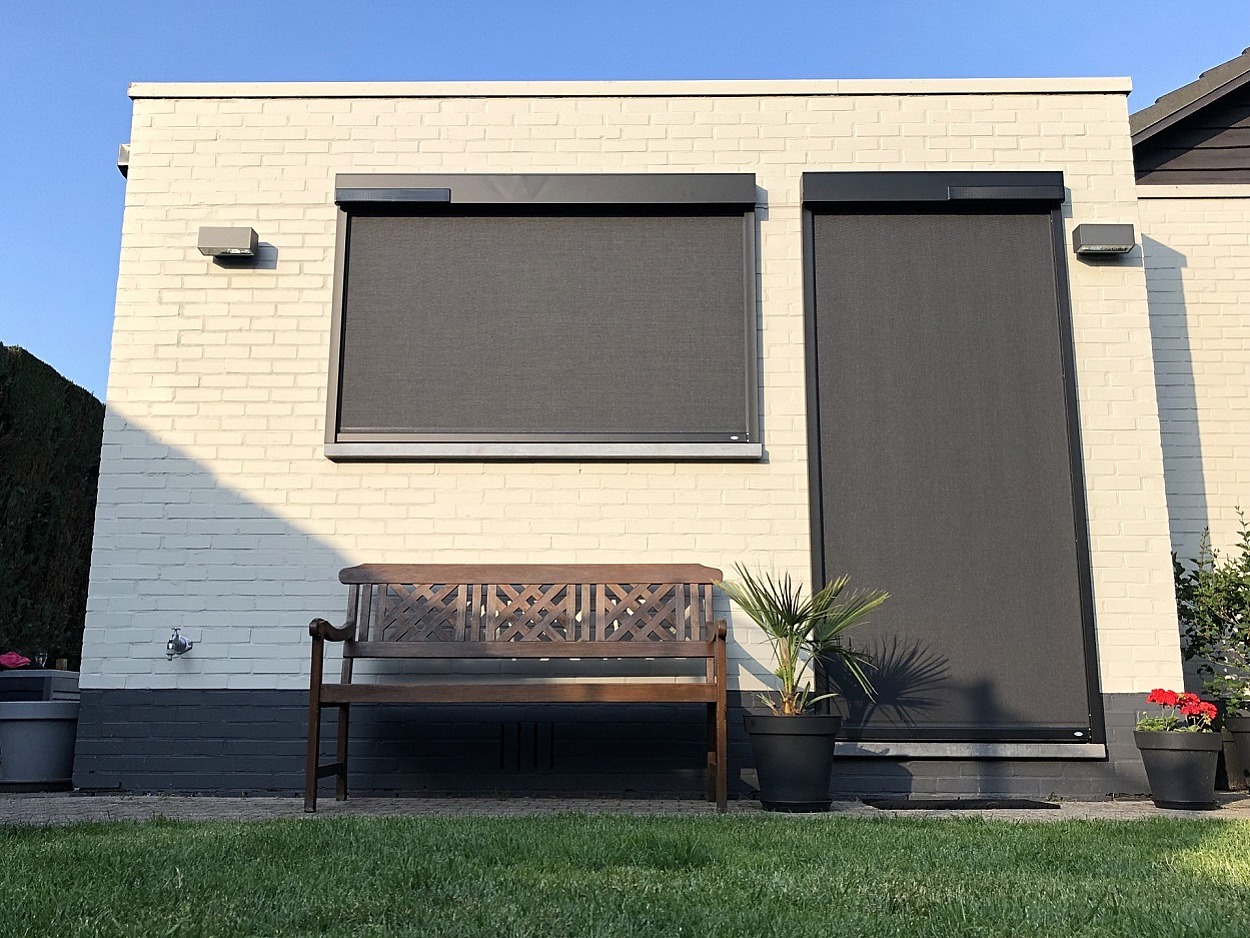 screen meerdere solar screens Turnhout raam ramen elektrische zonwering op zonne-energie met zonnepaneel zonlicht