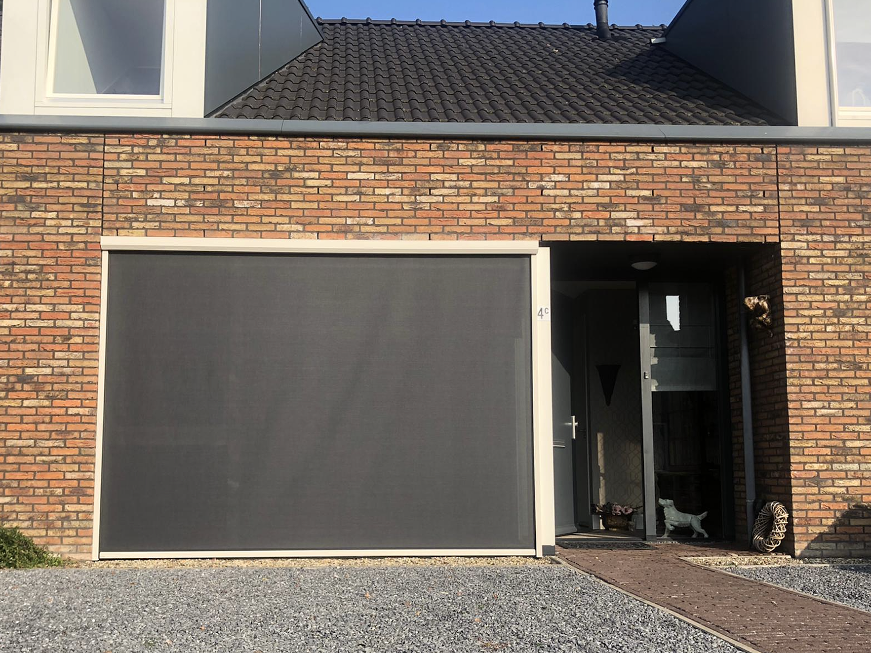 Zipscreen