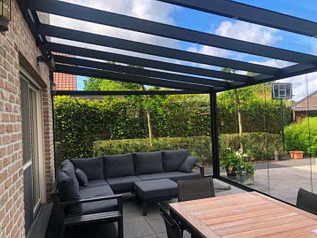 Overkapping met glas