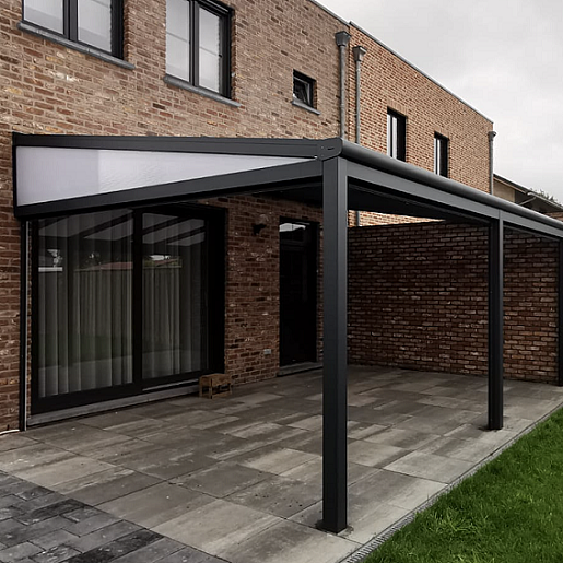 Terrasoverkapping met polycarbonaat - Grobbendonk