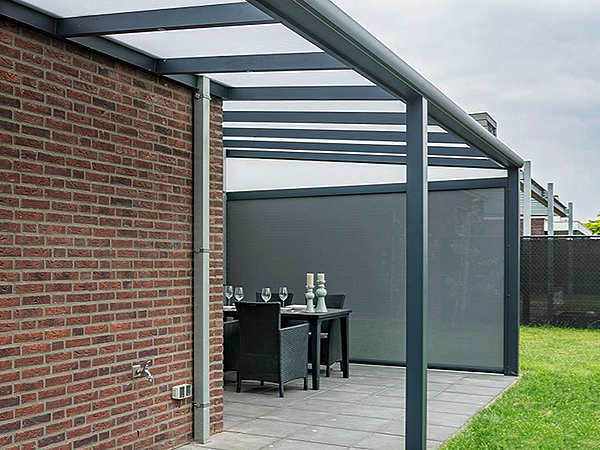 stijlvolle terrasoverkapping opaal polycarbonaat