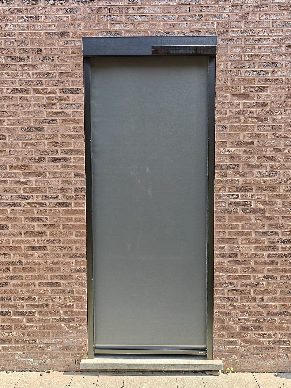 Screen solar